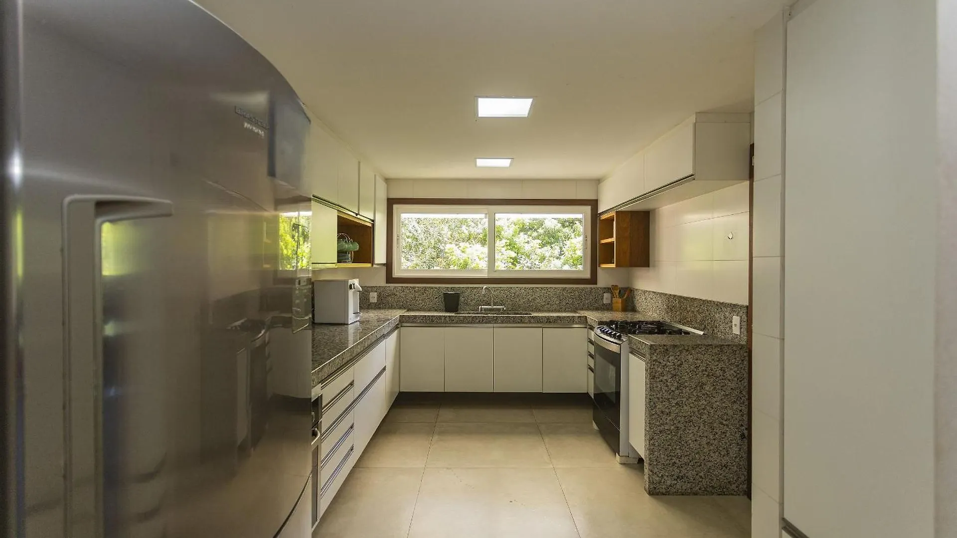 4 Suites Com Piscina E Acesso A Praia | Cm 140B Búzios